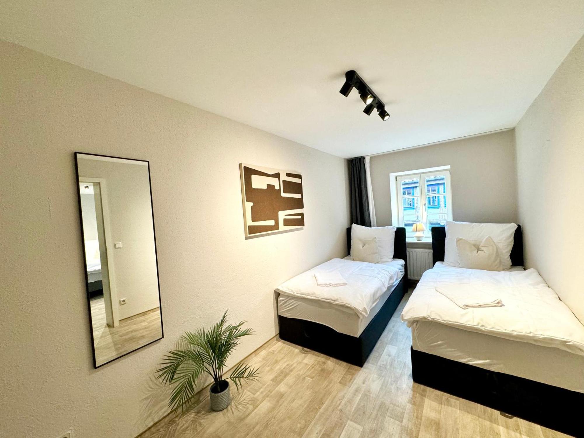 Gina Stay - Apartmenthaus Im Zentrum Von Кведлінбург Екстер'єр фото