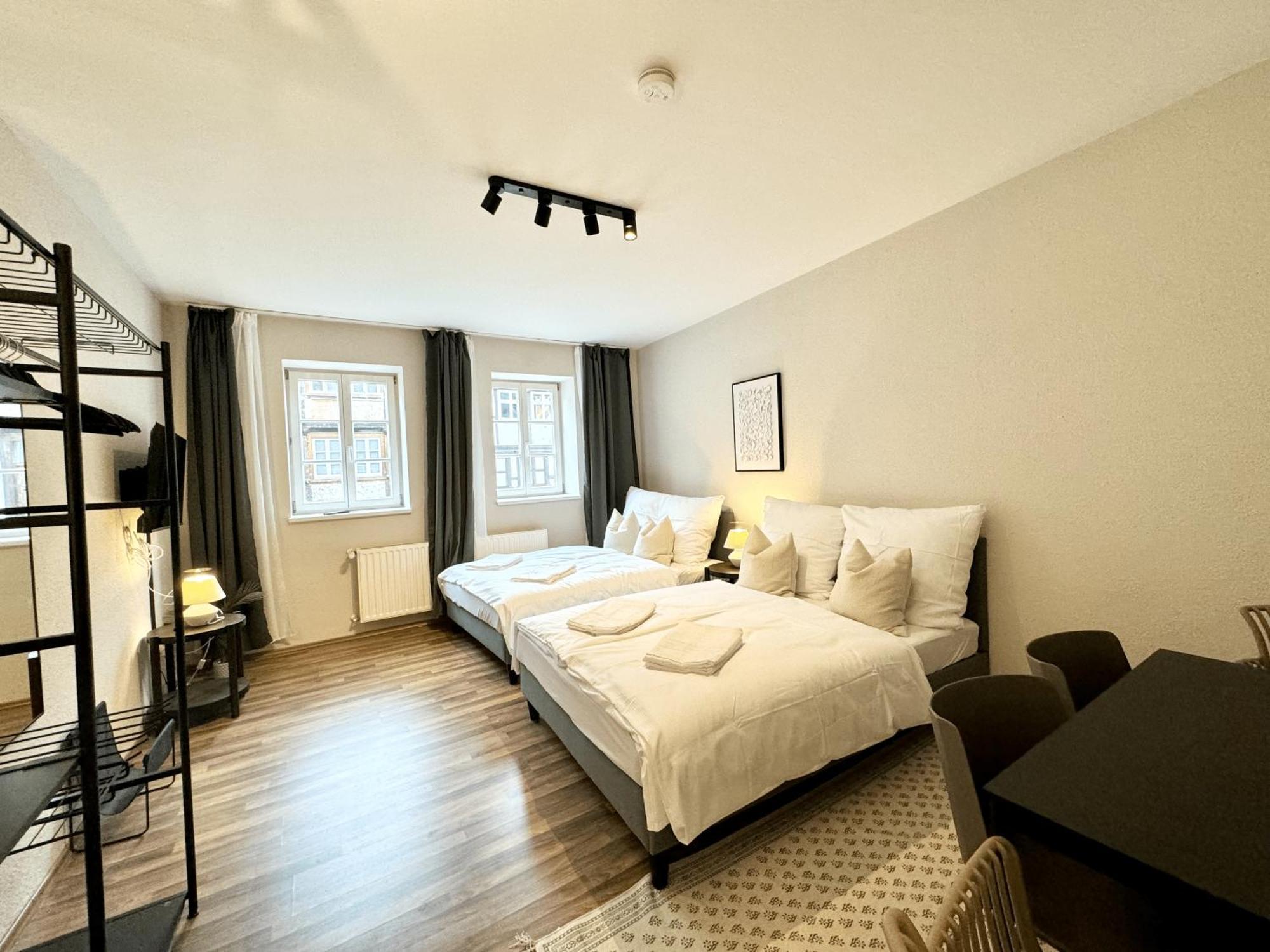 Gina Stay - Apartmenthaus Im Zentrum Von Кведлінбург Екстер'єр фото